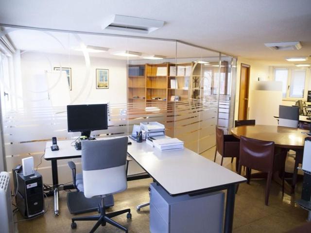 Local comercial en venta en Lugo photo 0