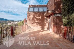 Chalet en venta en Sant Feliu de Codines, El gurugu photo 0