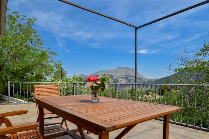 Casa con terreno en venta en Almadén, Andalucia photo 0