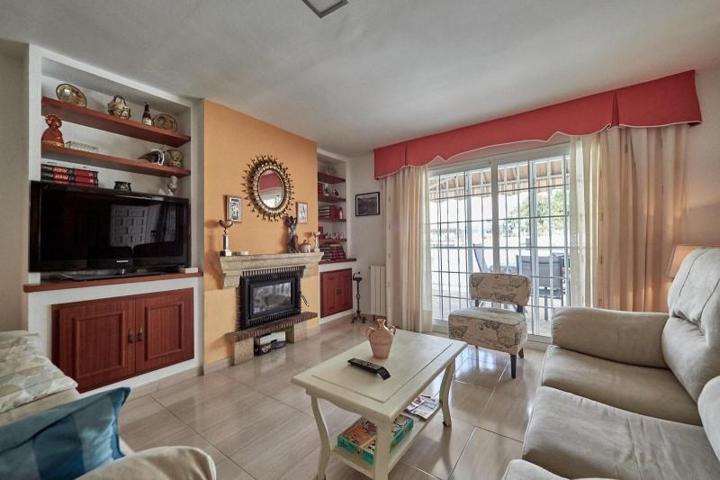 Adosada en venta en Cunit, PLADEMAR photo 0