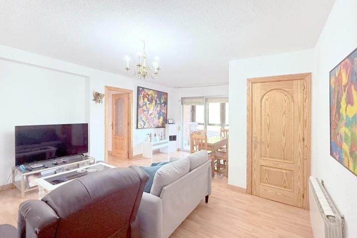 Piso en venta en Móstoles, Suroeste photo 0