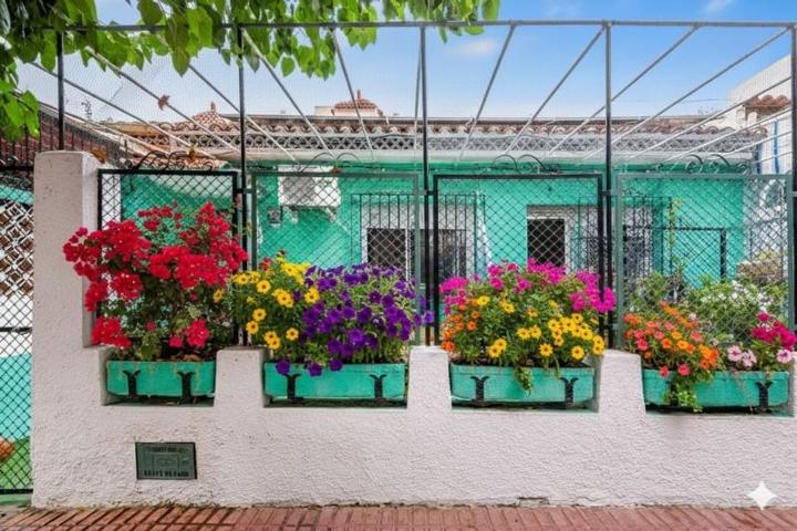 Adosada en venta en Benidorm, Marina Baixa photo 0