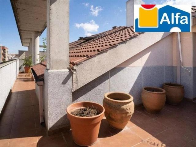 Piso en venta en Cáceres photo 0