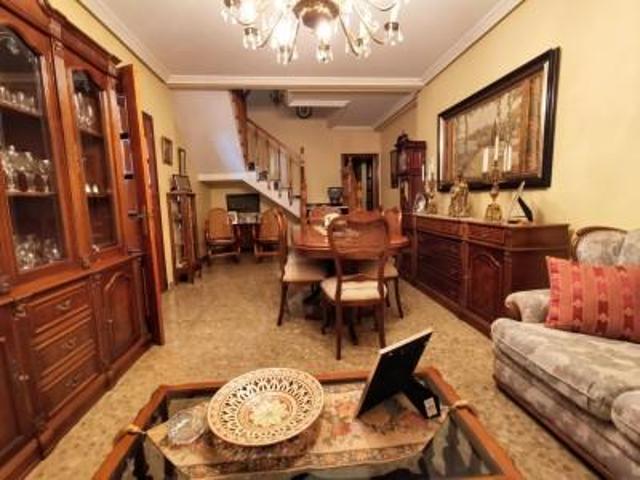 Casa en venta en Baena, Centro-Ensanche photo 0