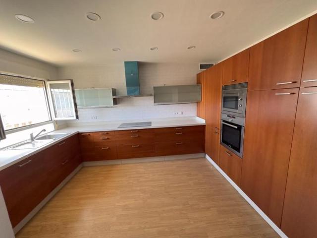 Aticos en venta en Córdoba, Avenida de América photo 0