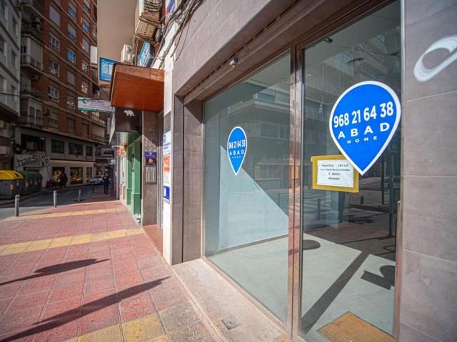 Local comercial en venta en Murcia, Jaime I photo 0