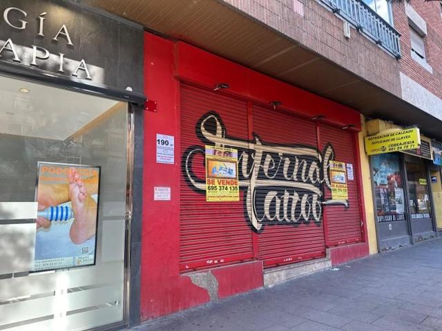 Local comercial en venta en Zaragoza, Delicias photo 0