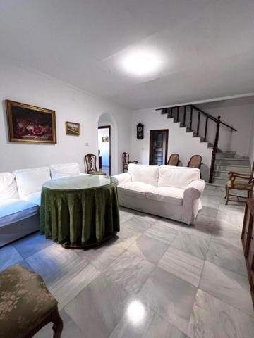 Casa en venta en Guillena, Guillena photo 0