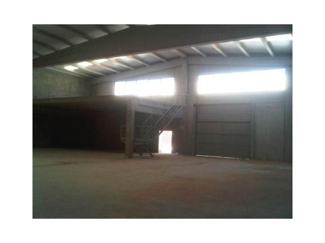 Nave industrial en venta en Constantí photo 0