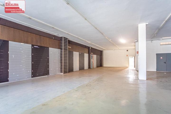 Nave industrial en venta en Mataró, Mataró photo 0