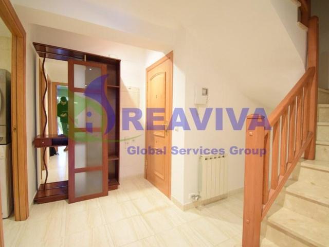 Duplex en venta en La Seu d'Urgell photo 0