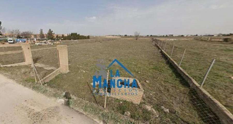 Terreno en venta en Albacete, Facultad de Medicina photo 0