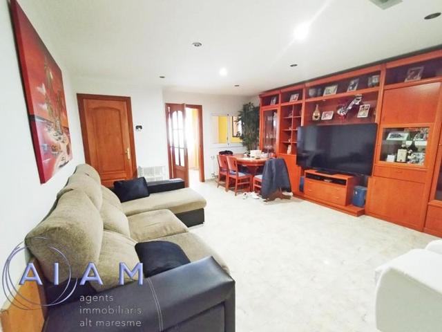 Adosada en venta en Palafolls, Otras zonas photo 0