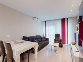 Piso en venta en Pamplona photo 0