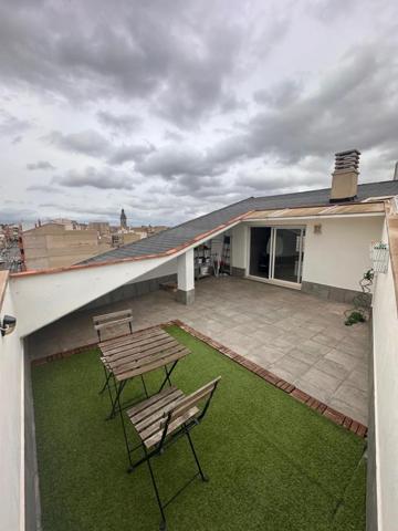 Atico Duplex en venta en La Pobla de Vallbona, Casco urbano photo 0
