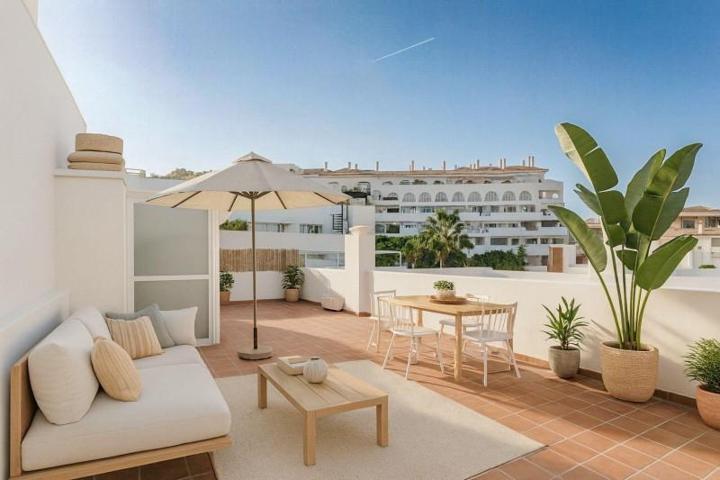 Piso en venta en Benalmádena, Torrequebrada photo 0