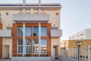 Adosada en venta en Aldaia, Centro photo 0