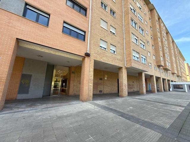 Piso en venta en Pamplona, Rochapea photo 0