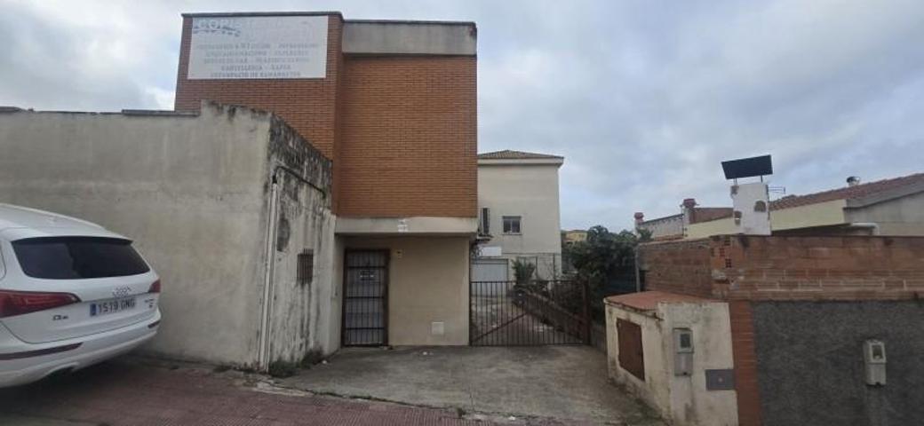 Local comercial en venta en Els Pallaresos, Pallaresos (Els) photo 0