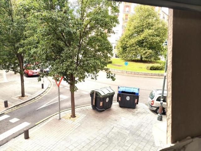 Piso en venta en Bilbao, Ametzola photo 0