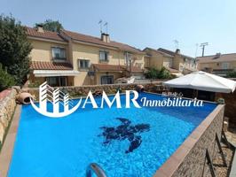 Adosada en venta en Numancia de la Sagra photo 0