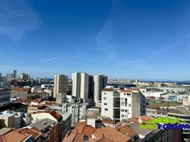 Piso en venta en A Coruña, Cuatro Caminos photo 0