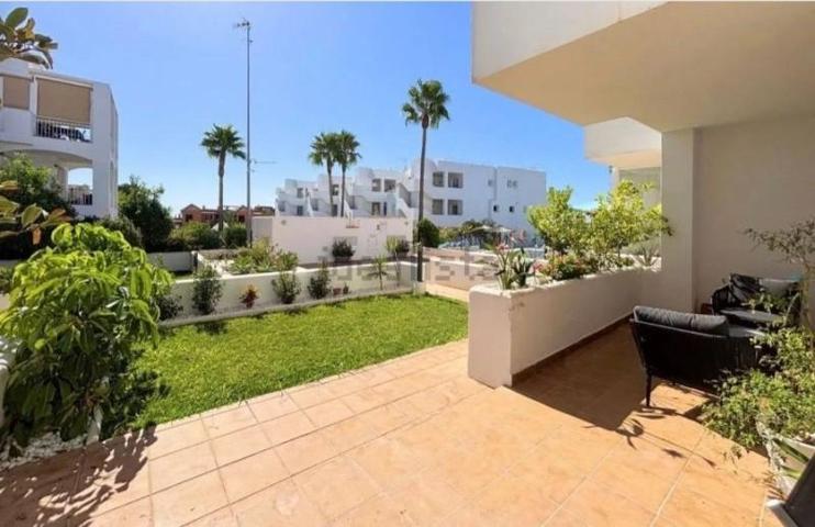 Apartamento en venta en Manilva photo 0