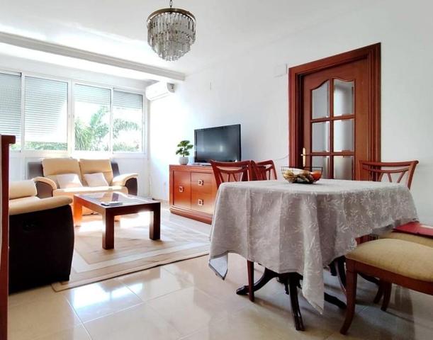 Piso en venta en Torremolinos, Centro photo 0