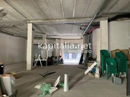 Local comercial en venta en Ontinyent, Centro photo 0