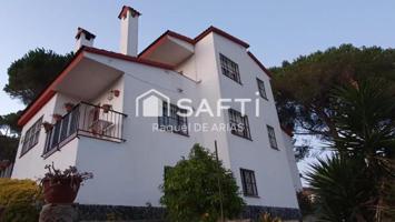 Casa en venta en Maçanet de la Selva photo 0