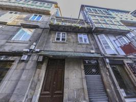 Casa en venta en Santiago de Compostela, Casco Historico photo 0