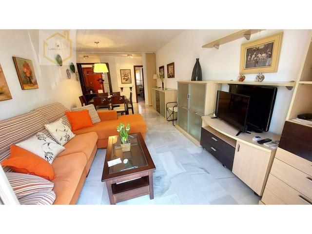 Apartamento en venta en Fuengirola photo 0
