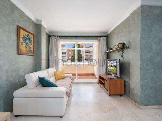 Piso en venta en Benalmádena photo 0