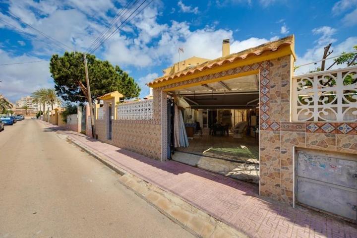 Chalet en venta en Torrevieja, Playa del Cura photo 0