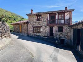 Casas de pueblo en venta en Vega de Liébana, Enterrias photo 0