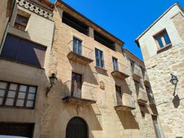 Casa en venta en Calaceite, Centro photo 0