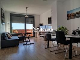 Piso en venta en Dos Hermanas, Entrenúcleos photo 0