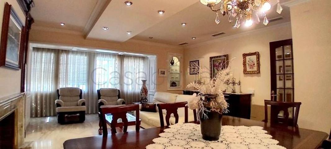 Piso en venta en Vic photo 0