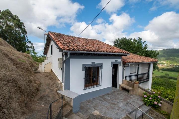 Casa en venta en Villaviciosa, Villaviciosa photo 0