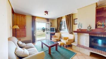 Chalet en venta en Reinosa, Reinosa photo 0