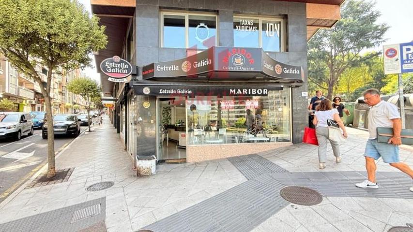 Local comercial en venta en Ourense, Centro photo 0