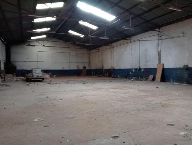 Nave industrial en venta en Madridejos, La Mancha photo 0