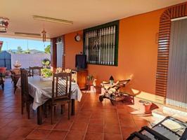 Chalet en venta en Villarreal, El Madrigal photo 0