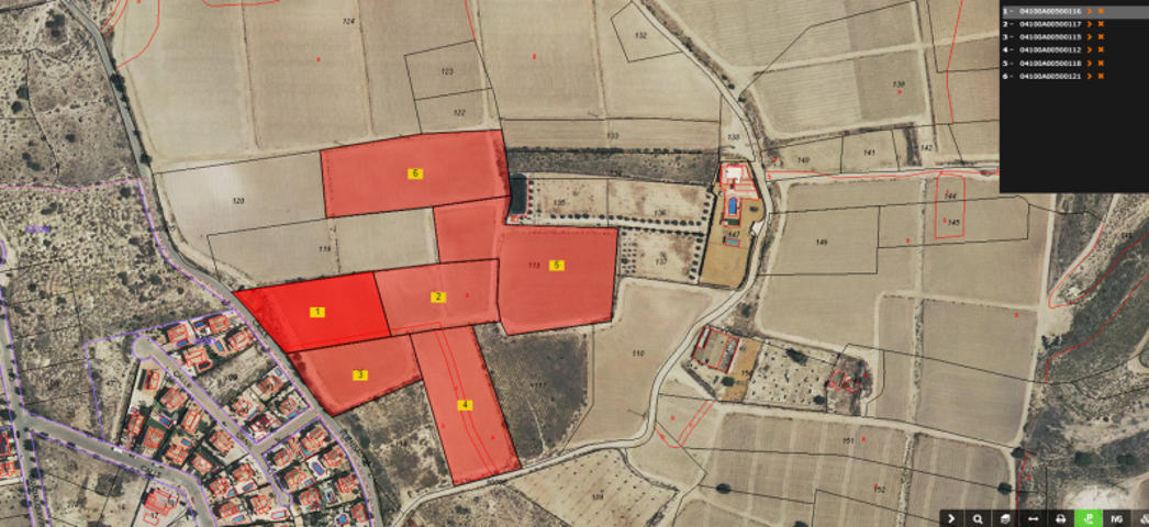 Terreno en venta en Vera, Calle Fuensalida, 04621 photo 0