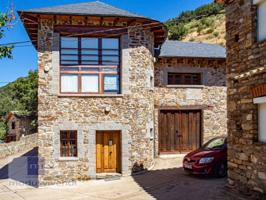 Casa con terreno en venta en Riello photo 0