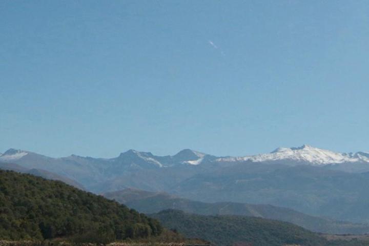 Casa con terreno en venta en Huétor de Santillán, Huetor de Santillan photo 0