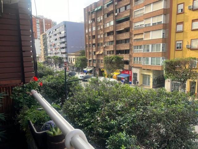 Piso en venta en Valencia, Camins al Grau photo 0