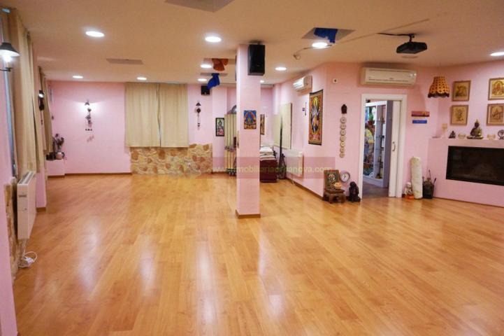 Local comercial en venta en Haro, Haro photo 0