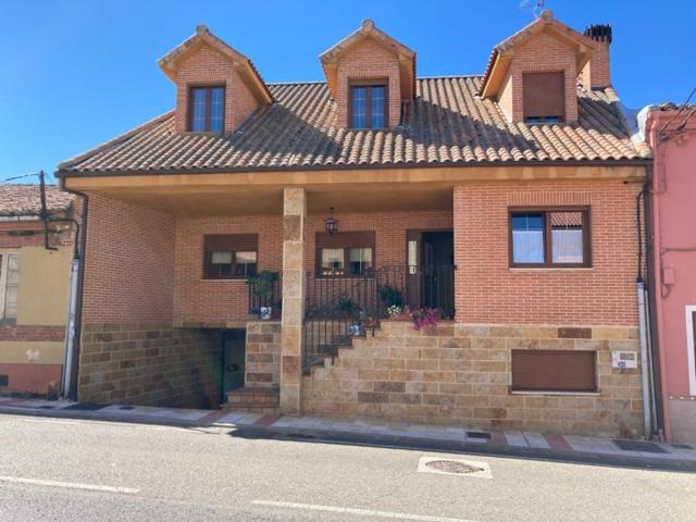 Chalet en venta en San Andrés del Rabanedo, Carretera photo 0