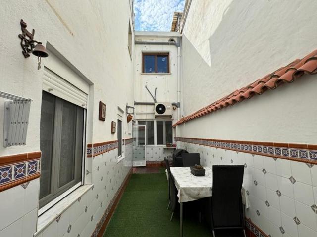 Casa en venta en Algemesí, Algemesi photo 0